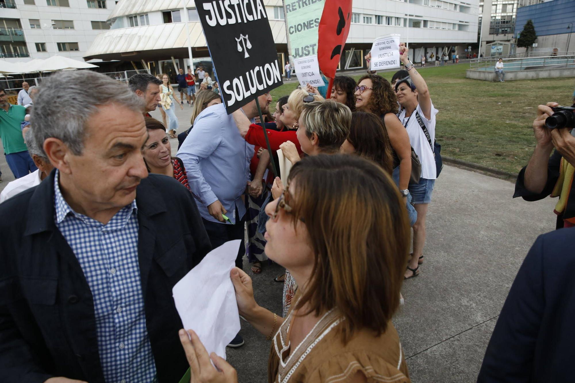 El mitin del PSOE con José Luis Rodríguez Zapatero en Gijón, en imágenes