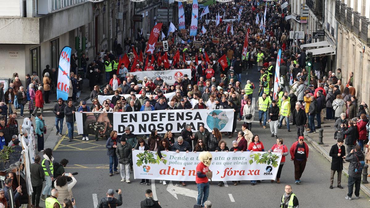 Manifestación en Santiago en contra del proyecto de Altri en Palas de Rei: así está transcurriendo