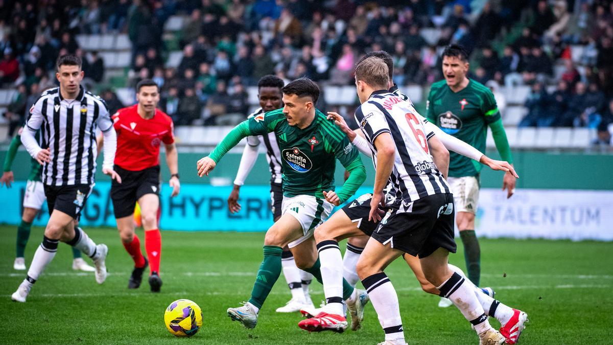 RACING FERROL CÓRDOBA CF | El rival del Córdoba CF: así juega el Racing ...