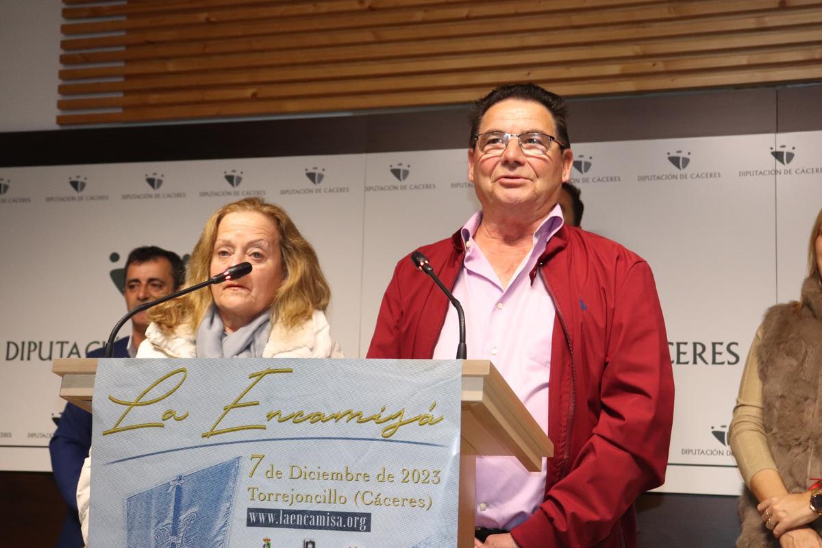 María García y Antonio Sánchez, mayordomos de La Encamisá 2023.