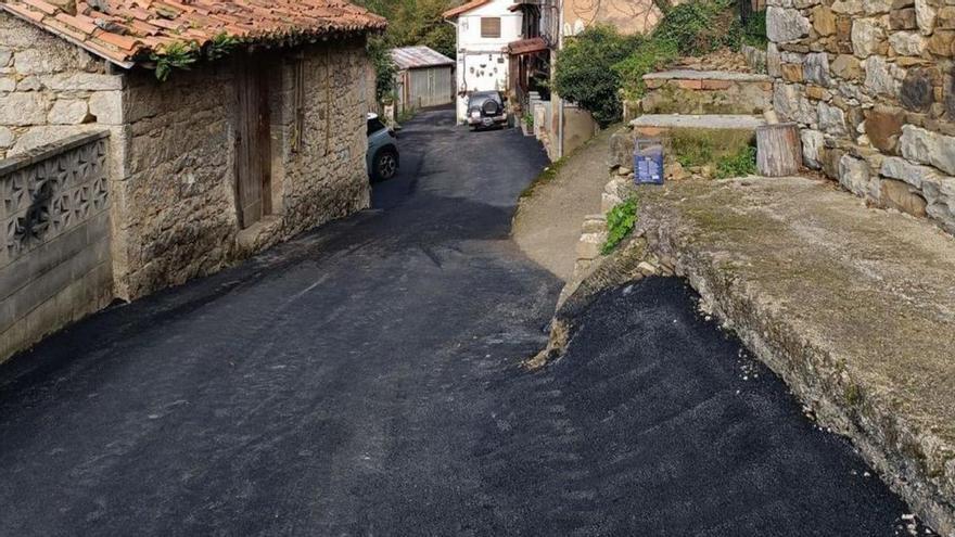 Concluyen las obras de asfaltado en los pueblos lavianeses de La Rebollá y Pielgos