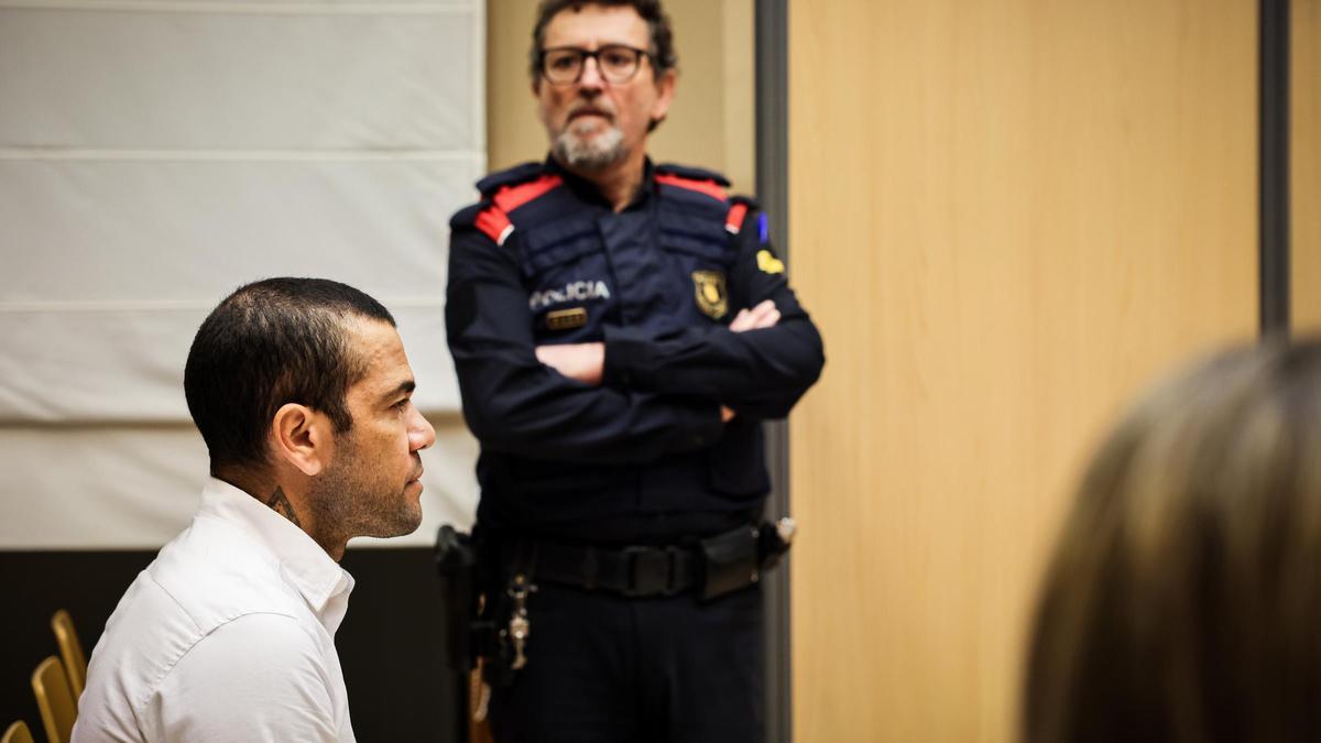 El futbolista Dani Alves, preparat per al judici contra ell a l'Audiència de Barcelona.