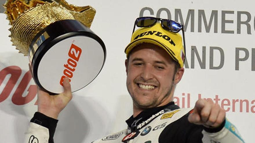 Thoman Luthi en el podium de Losail