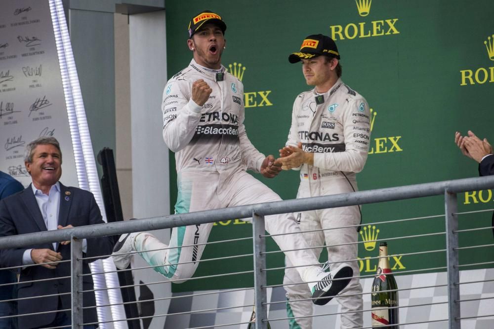 La resistencia que opuso Nico Rosberg en 2016 no fue suficiente para impedir que Hamilton sumase su tercer Mundial. Desde hace varios años, la escudería alemana es la gran dominadora del 'Gran Circo'. EFE-REUTERS