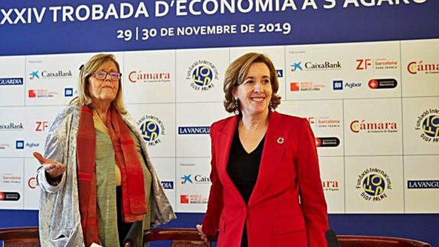 La secretària d&#039;Estat d&#039;Economia, Ana de la Cueva, amb Anna Balletbó a s&#039;Agaró.