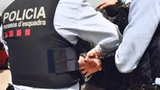 Detenen un lladre que s'havia amagat al riu després de ser enxampat en un intent de robatori a Callús