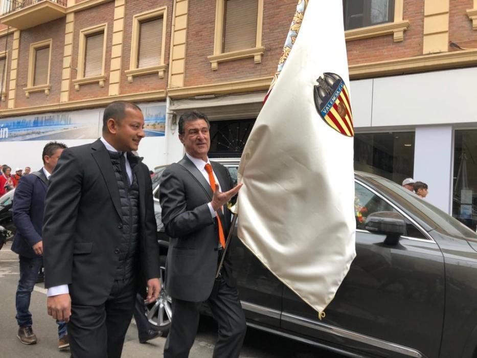 Momentos de la marcha cívica por el centenario del Valencia CF.