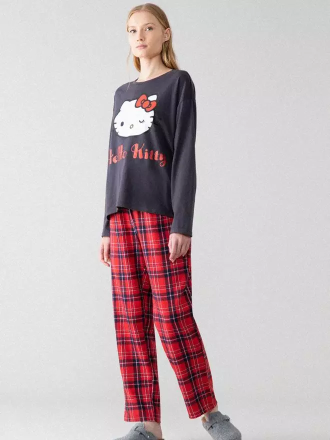 Jerséys y pijamas de Lefties para tus looks navideños más caseros