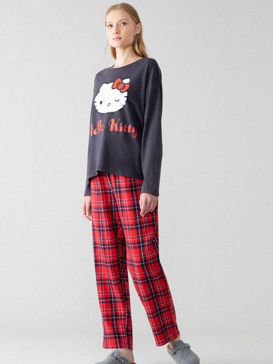 Pijama de Hello Kitty de Lefties (precio: 15,99 euros)