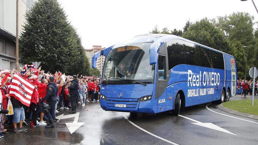 Incidentes antes del derbi entre Real Sporting y Real Oviedo