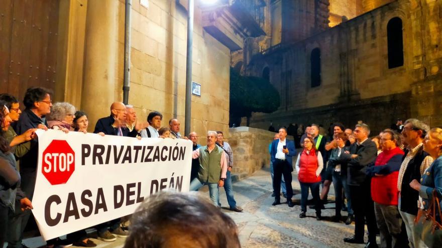 Plasencia, obligada a declarar nulo el acuerdo para poder alquilar la Casa del Deán