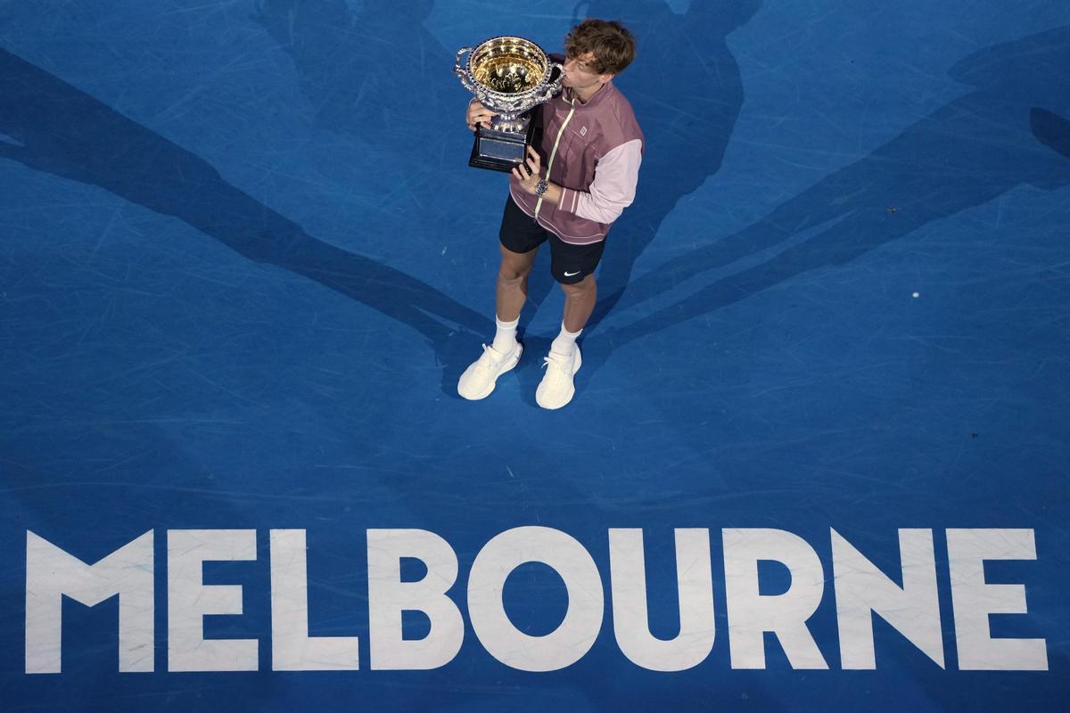 Jannik Sinner derrotar a Daniil Medvedev en la final del Abierto de Australia