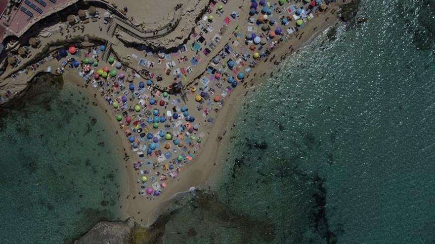 Denunciadas dos embarcaciones en un control de fondeos en Sant Josep