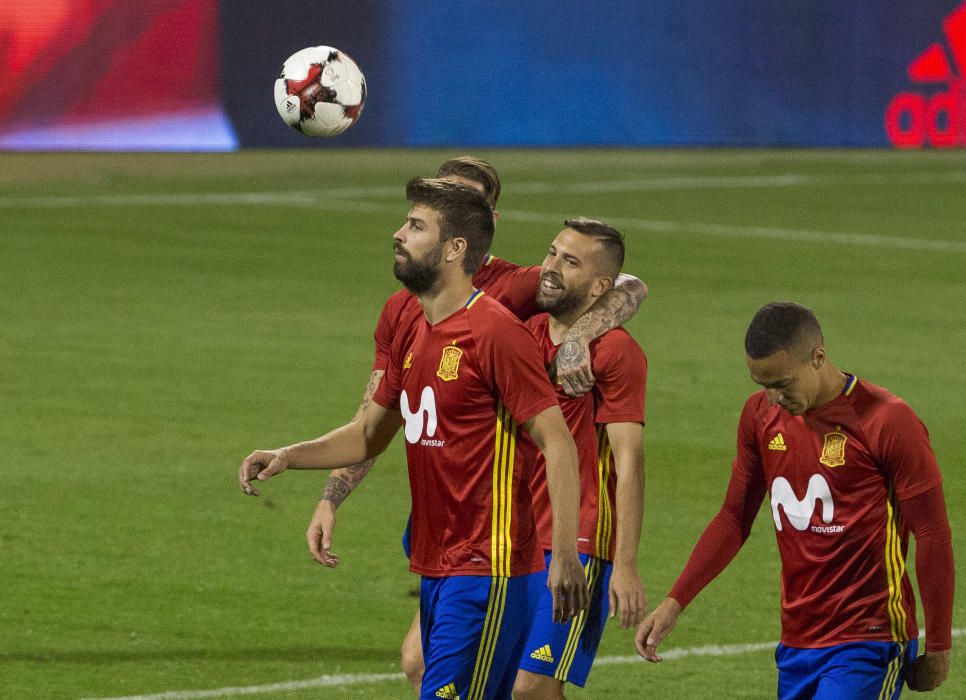 El entrenamiento de La Roja ayer en el Rico Pérez