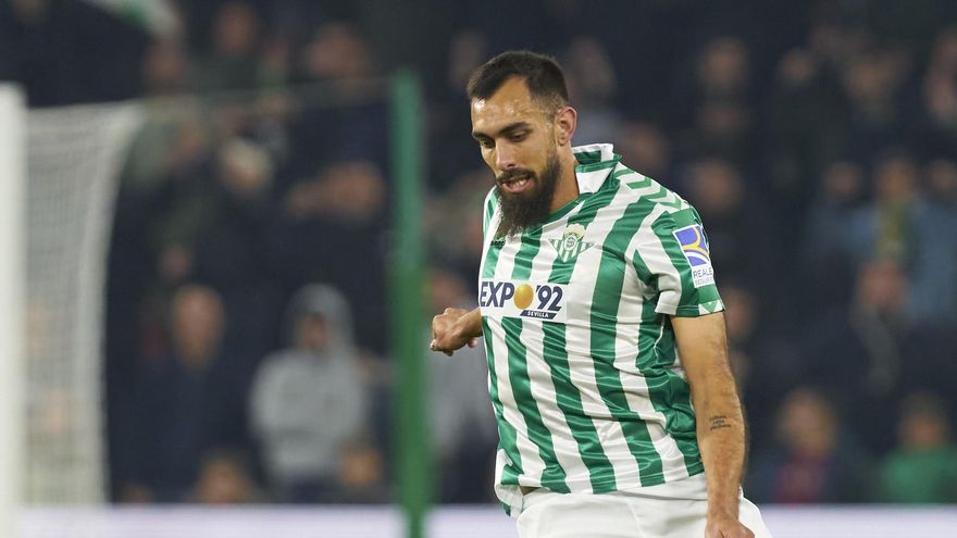 Pellegrini aparta a Borja Iglesias: Corberán insiste al Valencia