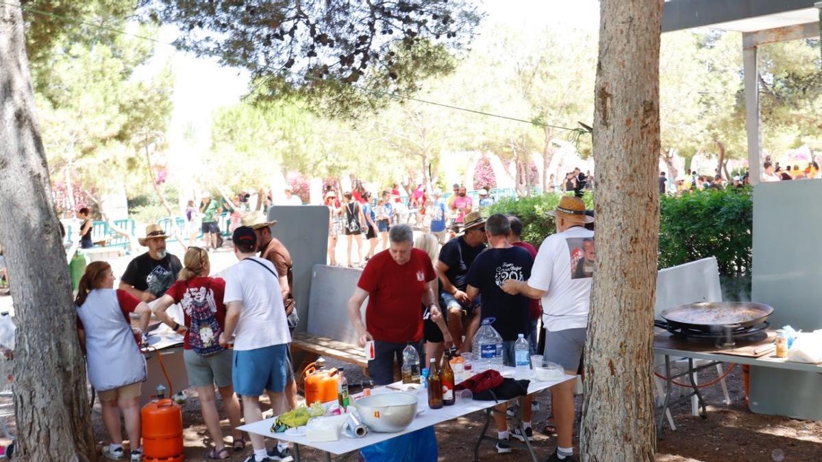 Las paellas se han celebrado en el parque Lo Torrent