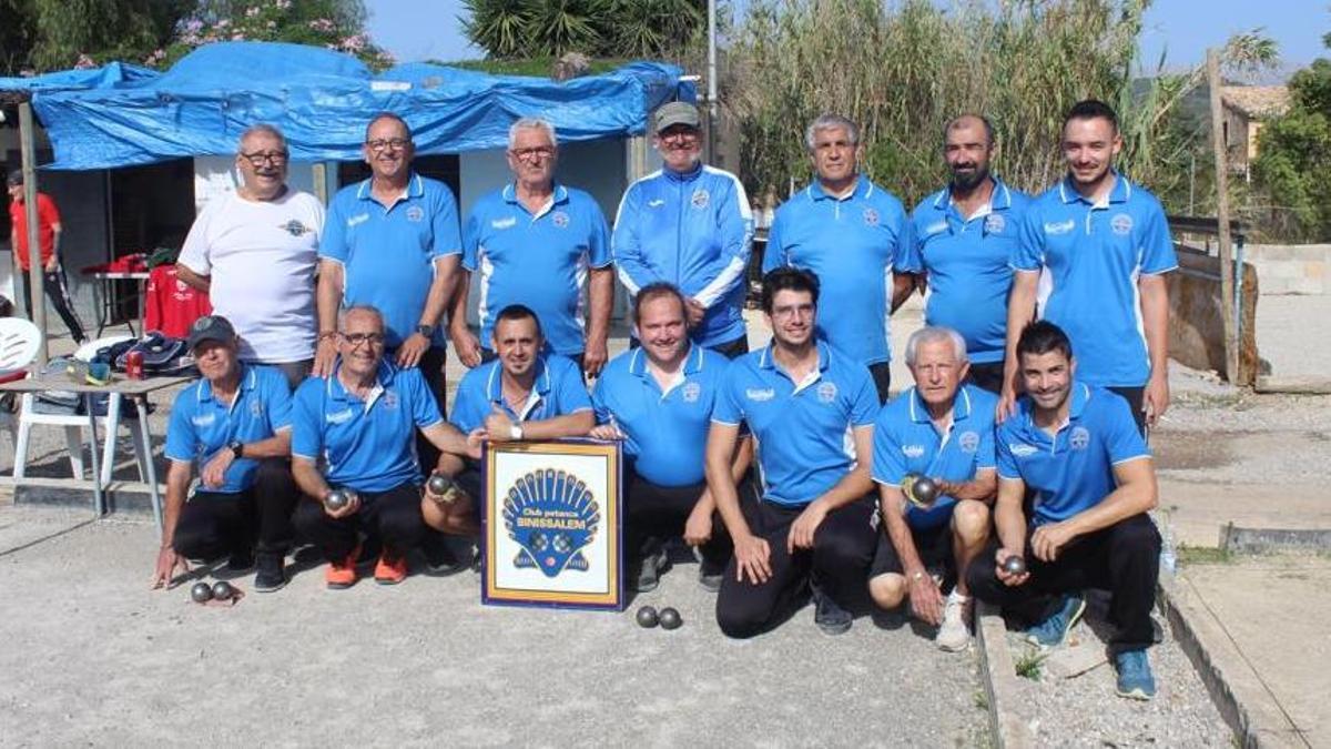 Petanca. Equipo del Binissalem de Cuarta masculina.