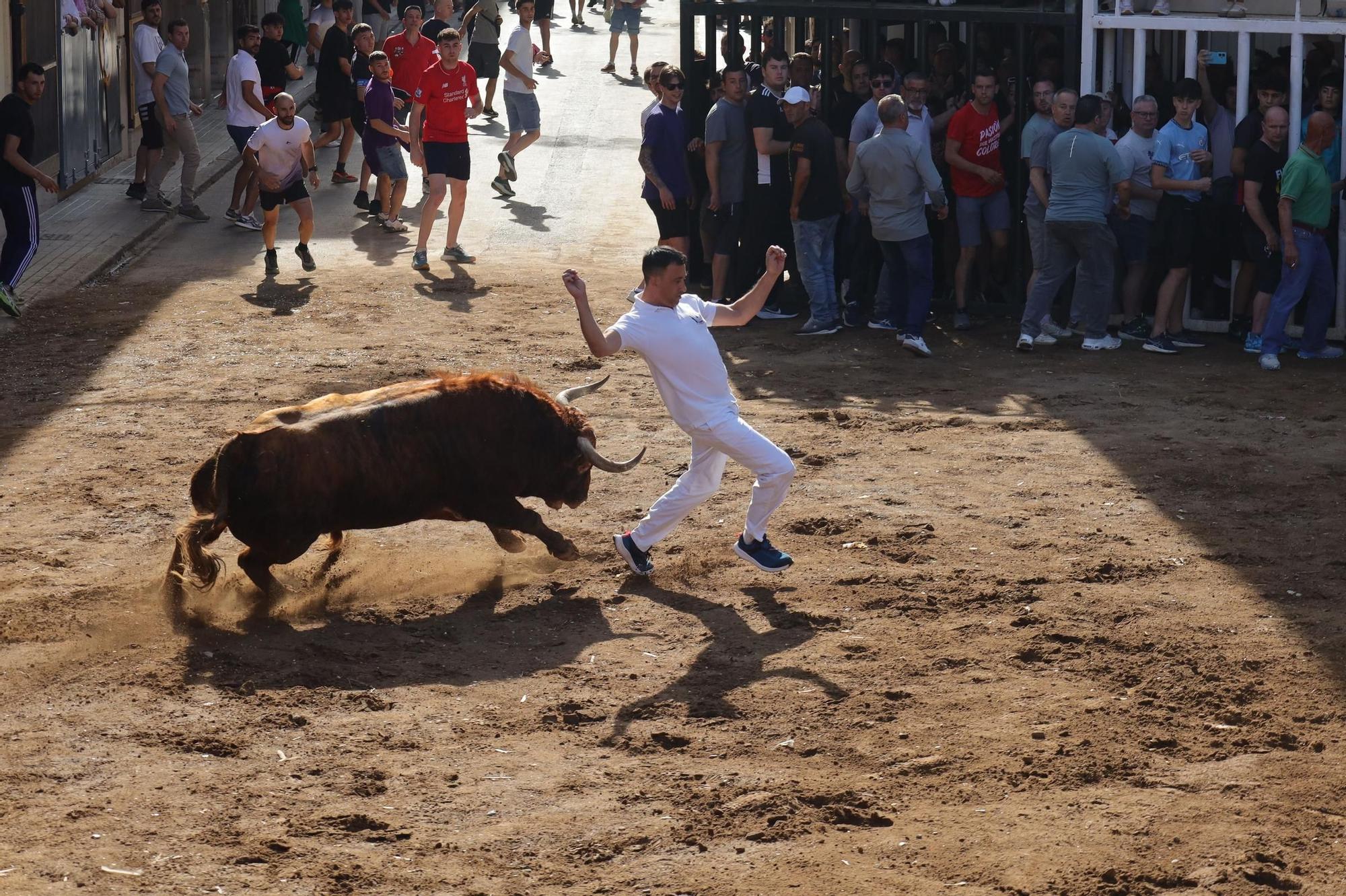 Los mejores momentos de la tarde taurina del martes de fiestas en Almassora