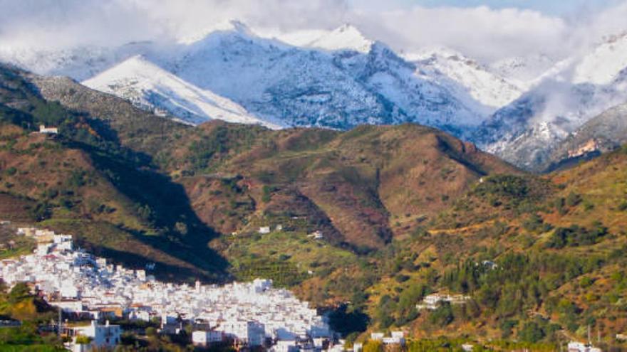 La Sierra de las Nieves tendrá un plan pionero de iniciativas empresariales