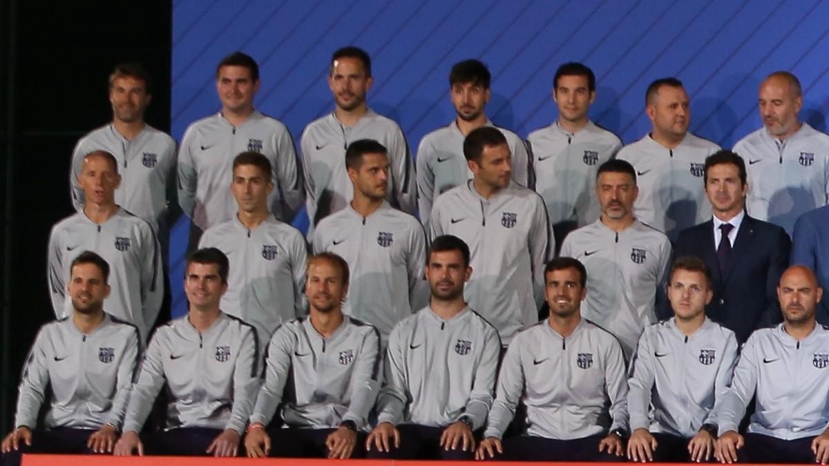 Pol Planas suma nueve temporadas como formador en La Masia