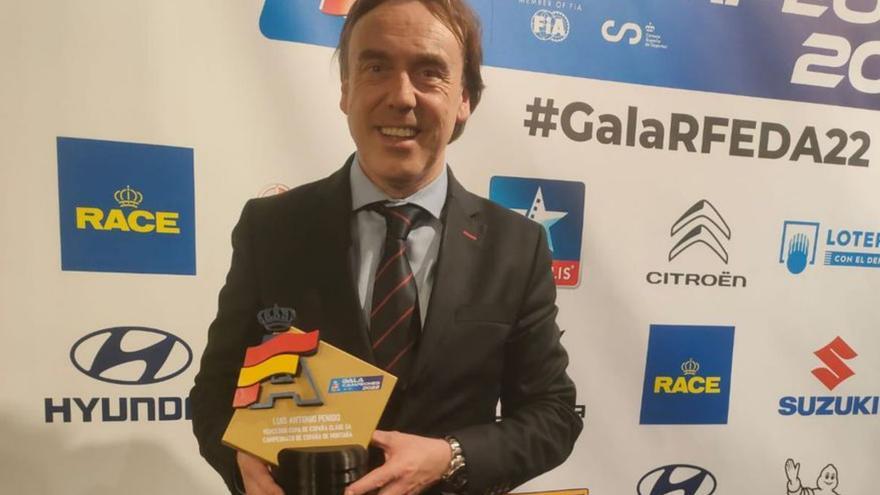 El piloto santiagués Luis Penido recoge hoy el premio de campeón de España de la Clase 5A
