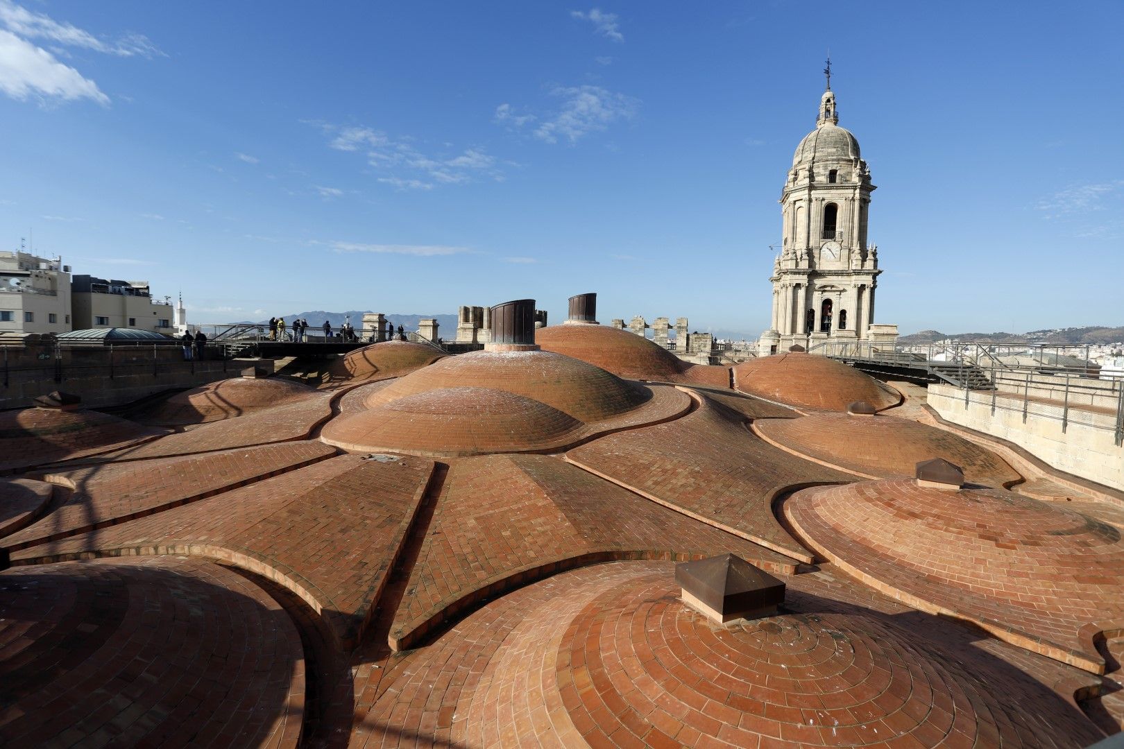 Campaña del Obispado para buscar fondos para construir el tejado de la Catedral