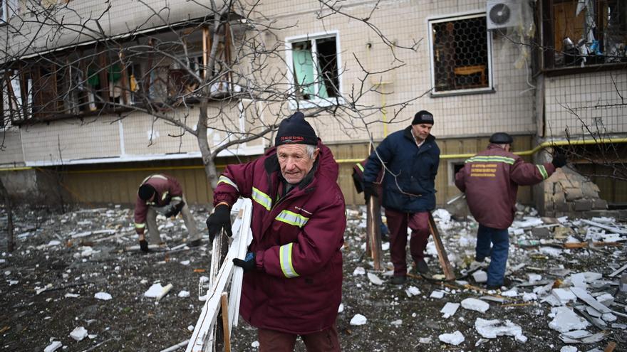 Destrucción en Kiev tras los ataques rusos