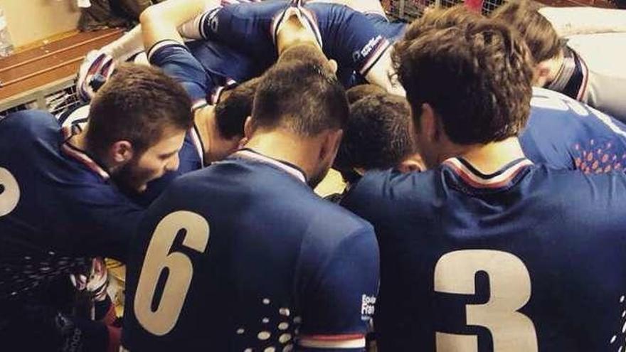 Los jugadores de la selección francesa, antes de jugar un partido.