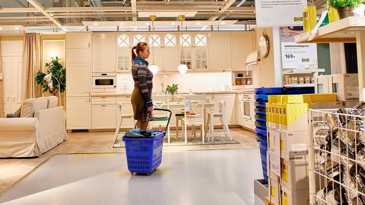 Una persona en Ikea