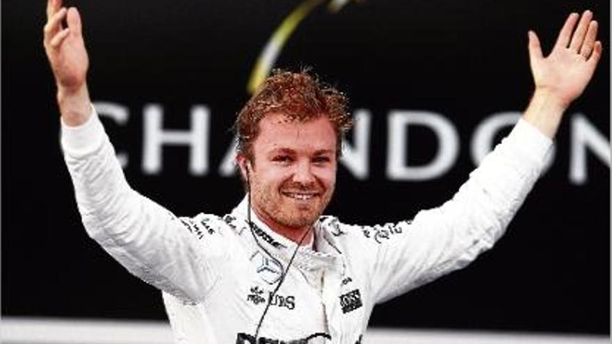 Nico Rosberg celebra la seva cinquena victòria de la temporada, la dinovena de la seva carrera a Fórmula 1.