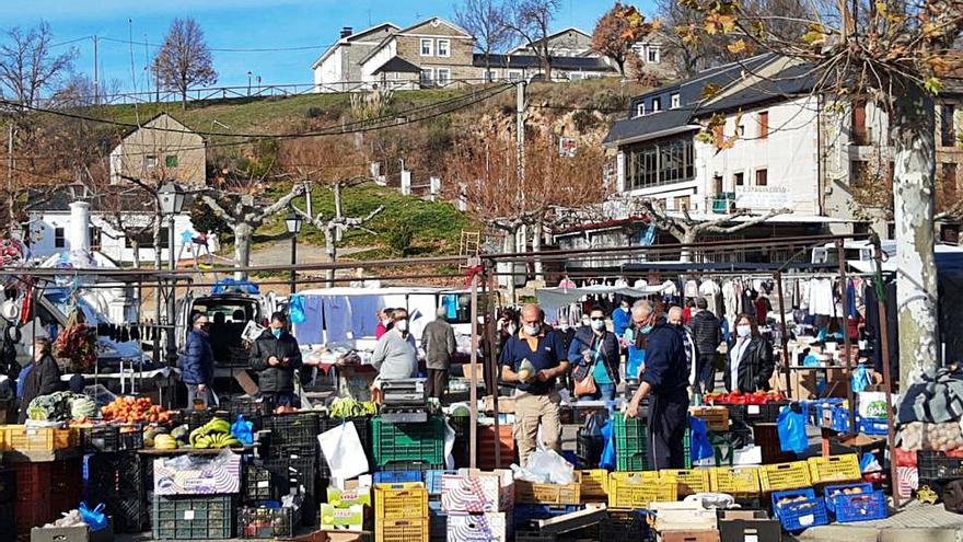 Los mercadillos se reivindican como un espacio seguro para la ciudadanía |