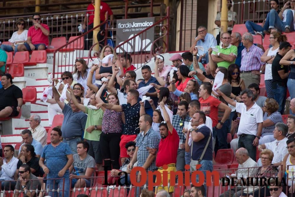 Ambiente en la Condomina durante la novillada de l