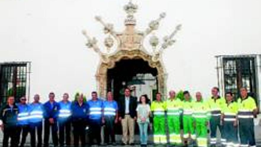 Operarios municipales estrenan uniforme