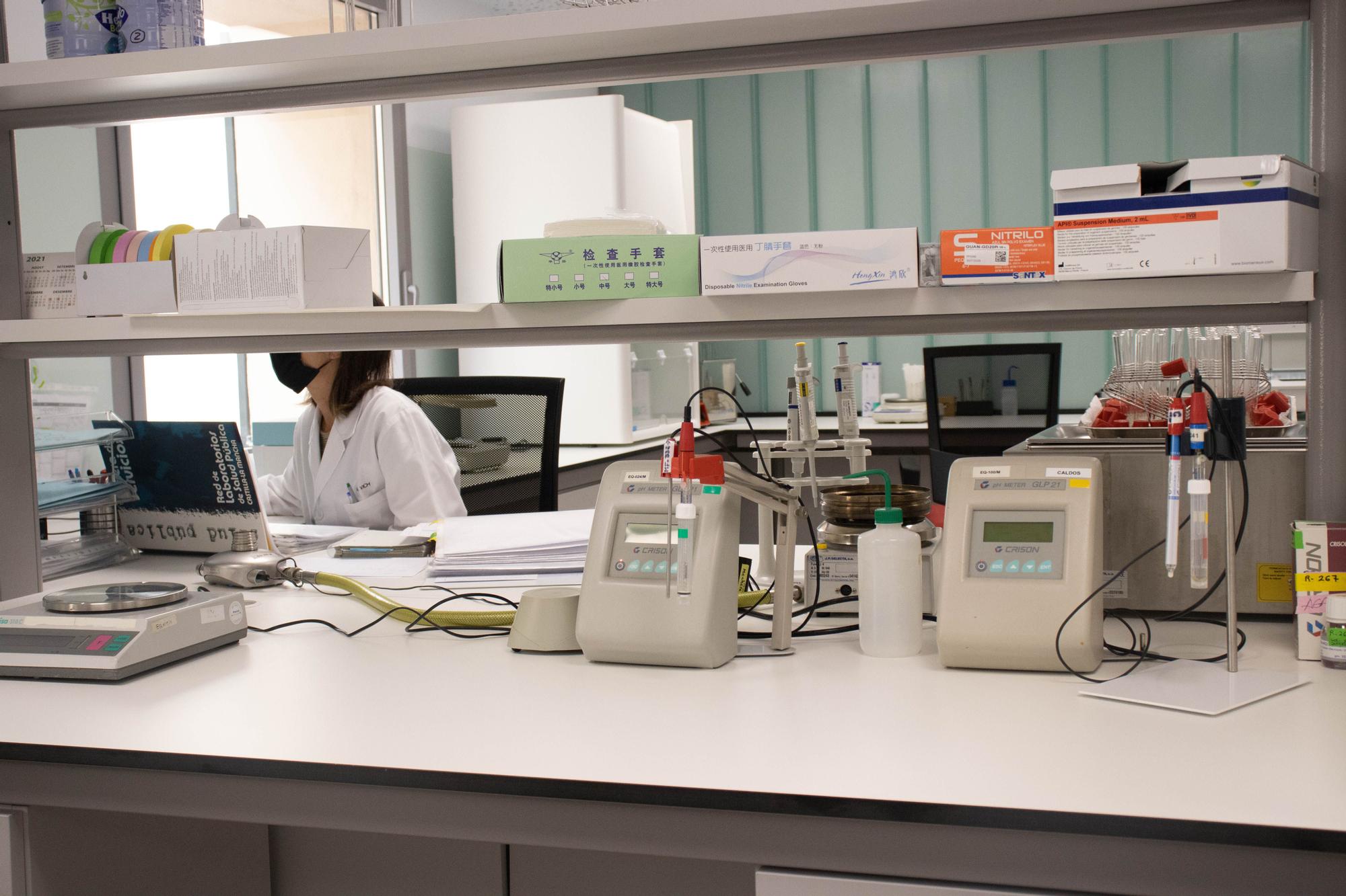 El renovado laboratorio de Salud Pública analizará 5.000 muestras