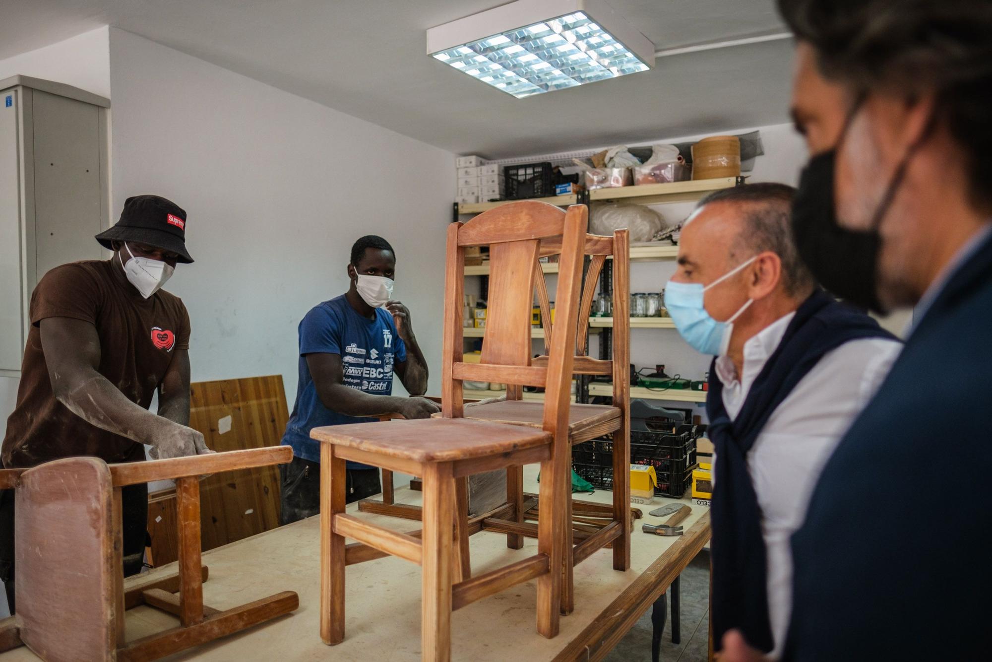 Visita de Gustavo Matos a la sede del proyecto social y solidario de la Fundación Buen Samaritano