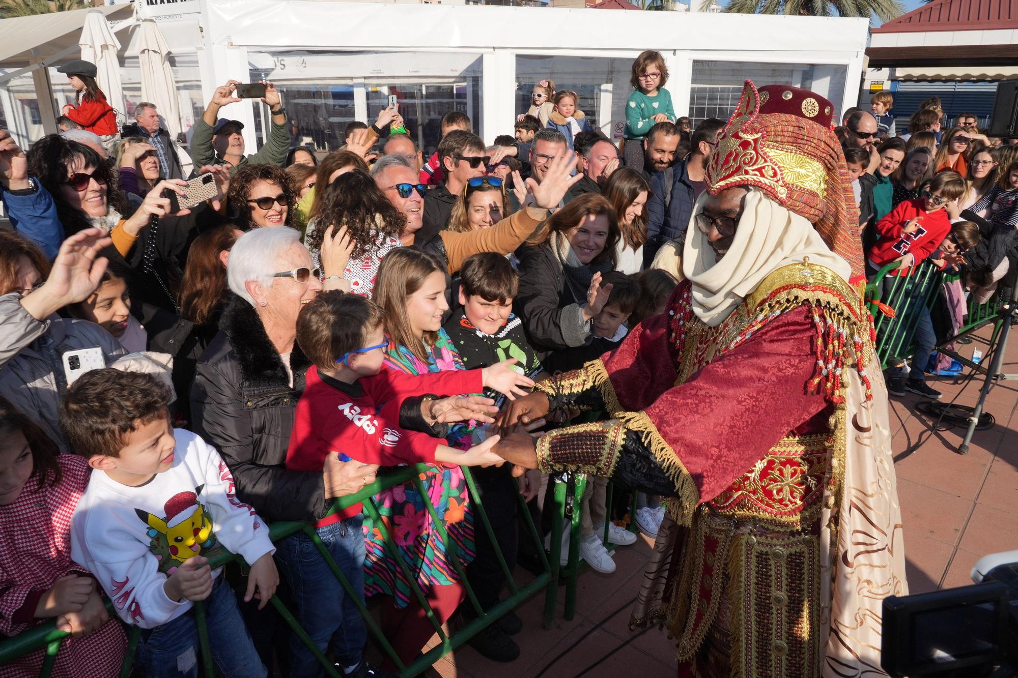 Las mejores imágenes de la llegada de los Reyes Magos a Castellón