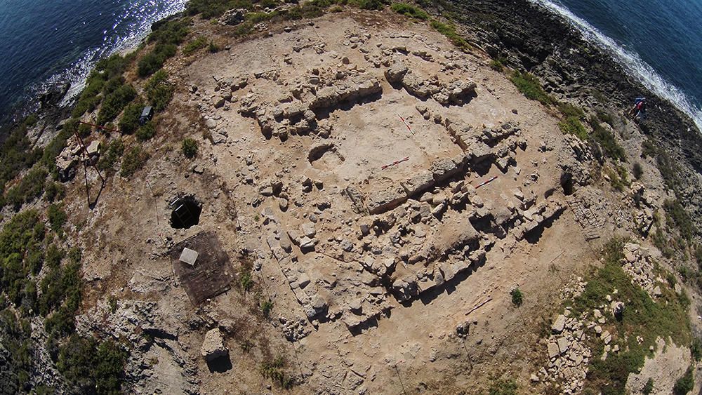 Los arqueólogos 'resucitan' el templo púnico-ibicenco de la bahía de Palma
