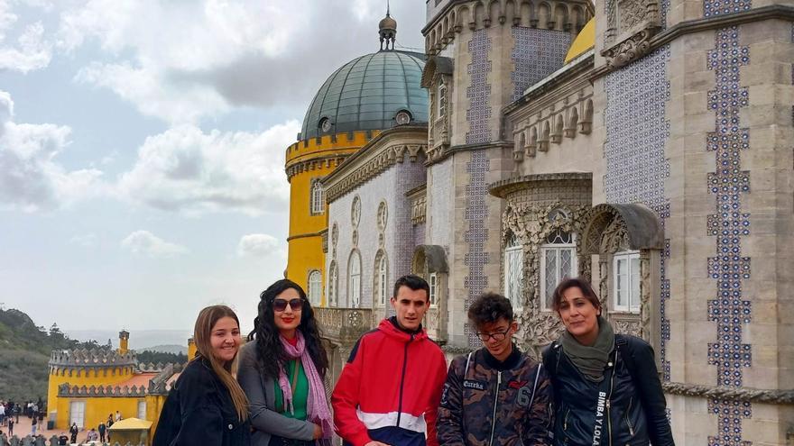 Cuatro estudiantes del IES Juan Calero de Monesterio realizan prácticas laborales en Lisboa