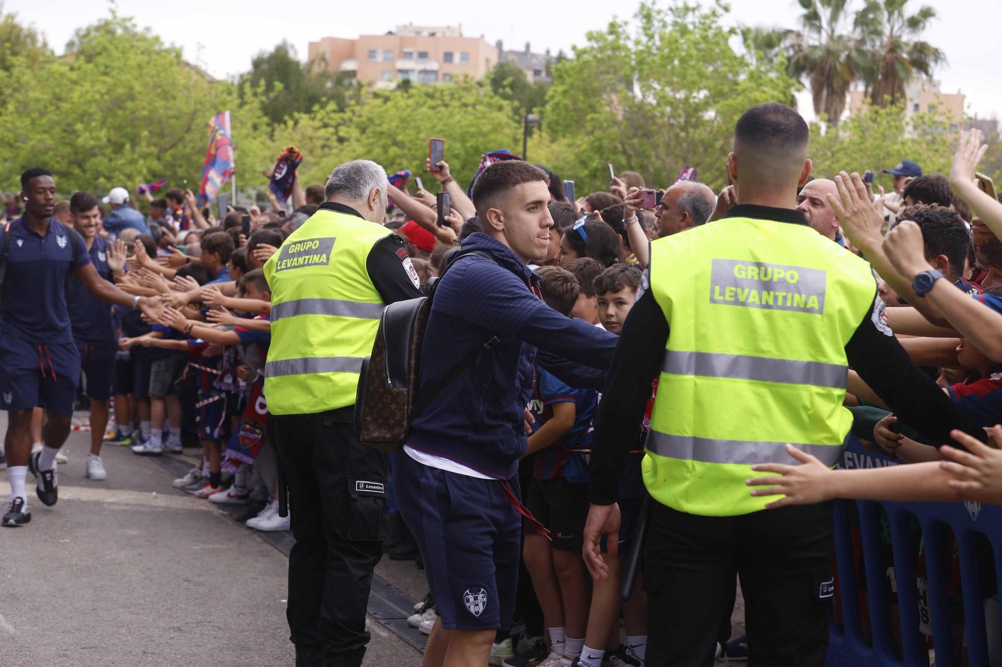 Así fue la emocionante recepción al Levante UD