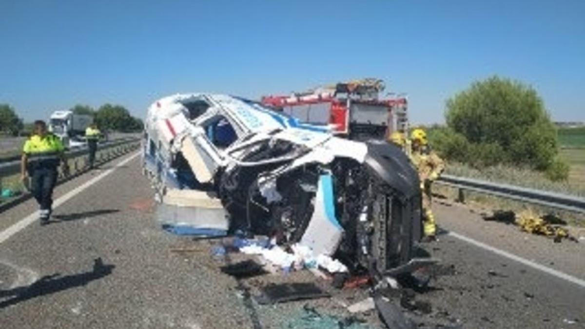 La ambulancia accidentada.