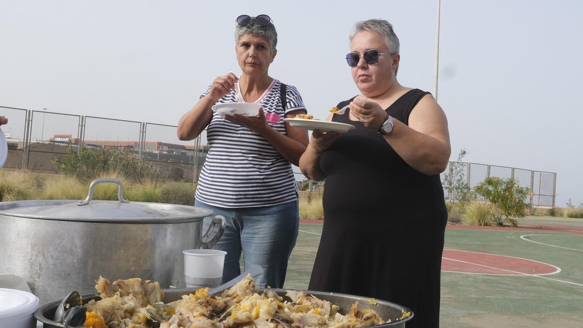 Sancocho comunitario en Jinámar (Telde)