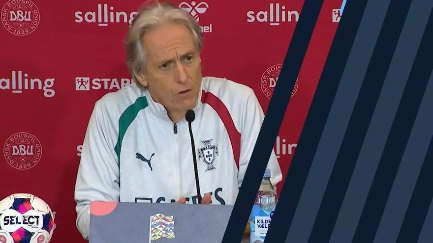 Jorge Jesus prendió la mecha de Cristiano en sala de prensa: "Todos están en igualdad de condiciones"