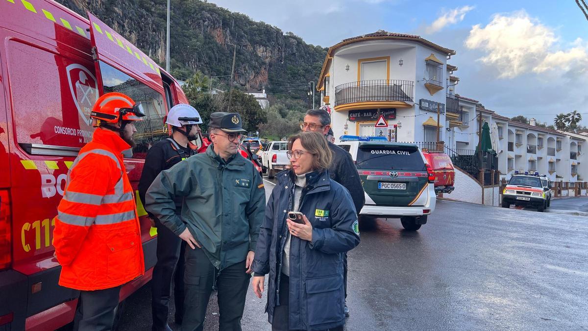 La delegada del Gobierno andaluz, Patricia Navarro, en Benaoján.