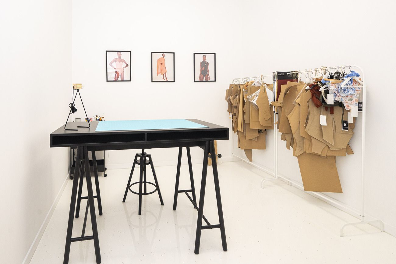 La diseñadora de Gran Canaria Moda Cálida Elena Morales abre una tienda física en Telde