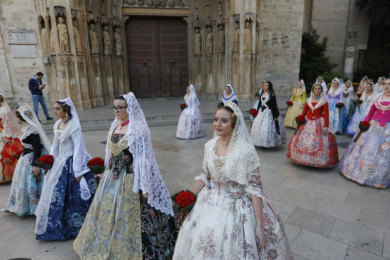 Comisiones falleras que han desfilado hasta las 20:00 horas.