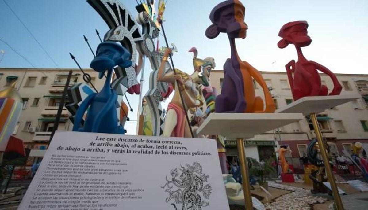 Hogueras Alicante 2015: Sagrada Familia, premio de la crítica de INFORMACIÓN