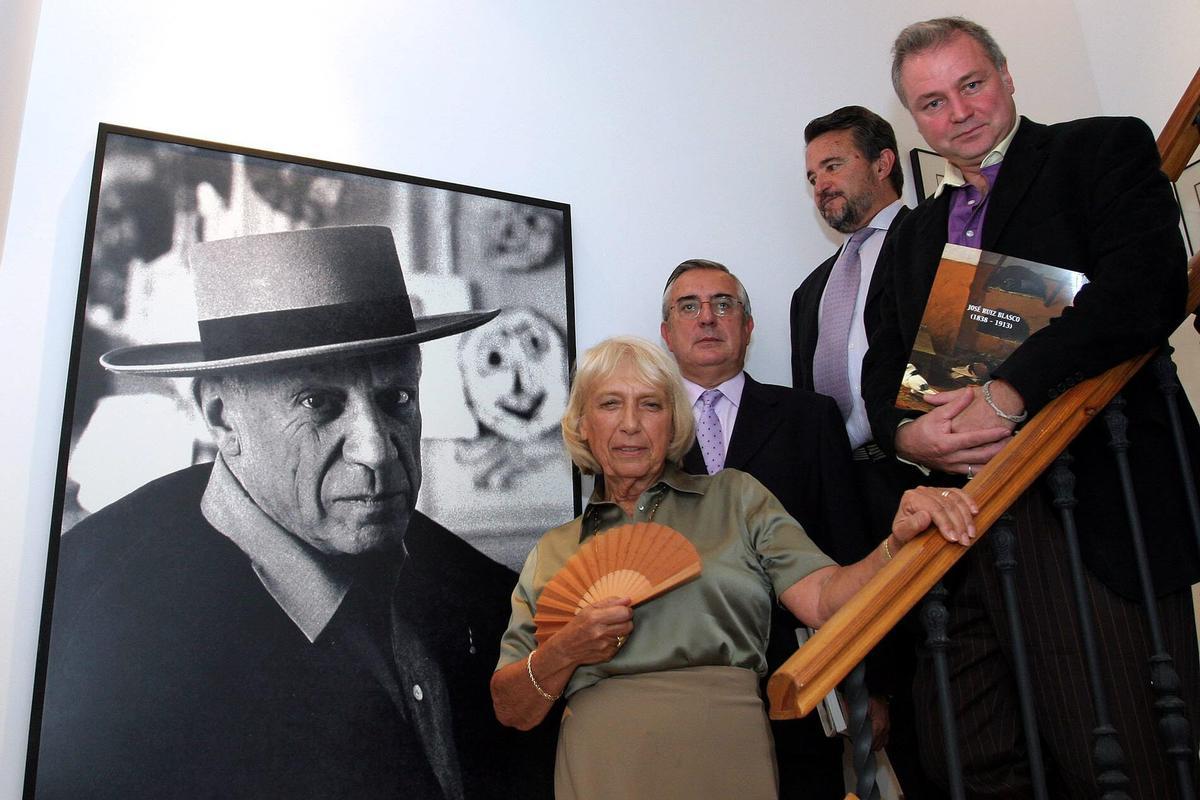 Maya, a filla de Picasso, no museo que lembra a seu pai en Málaga.