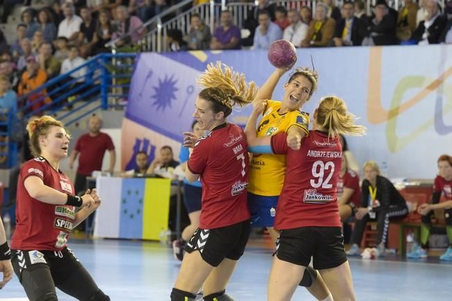 Semifinal de la Challenge Cup entre el Balonmano ...