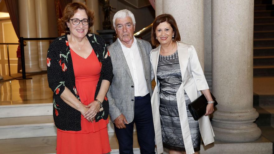 Olga Alonso con Manel Pérz y Elena Espinosa.