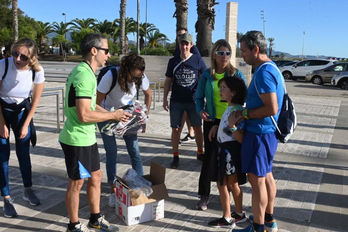 Recogida de ‘basuraleza’ en las playas del Grau de Castelló